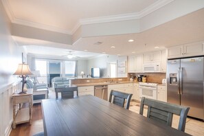 Condo, Multiple Beds, Pool Access | Private kitchen