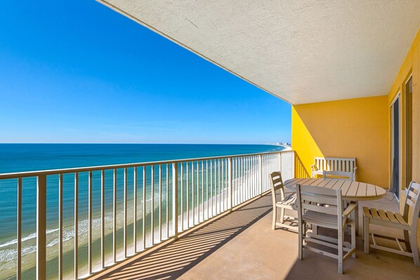 Condo, Multiple Beds, Pool Access, Ocean View | Property grounds