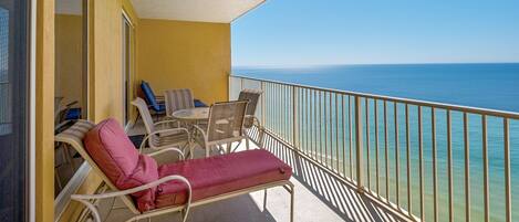 Lejlighed - flere senge - privat pool - havudsigt | Balkon