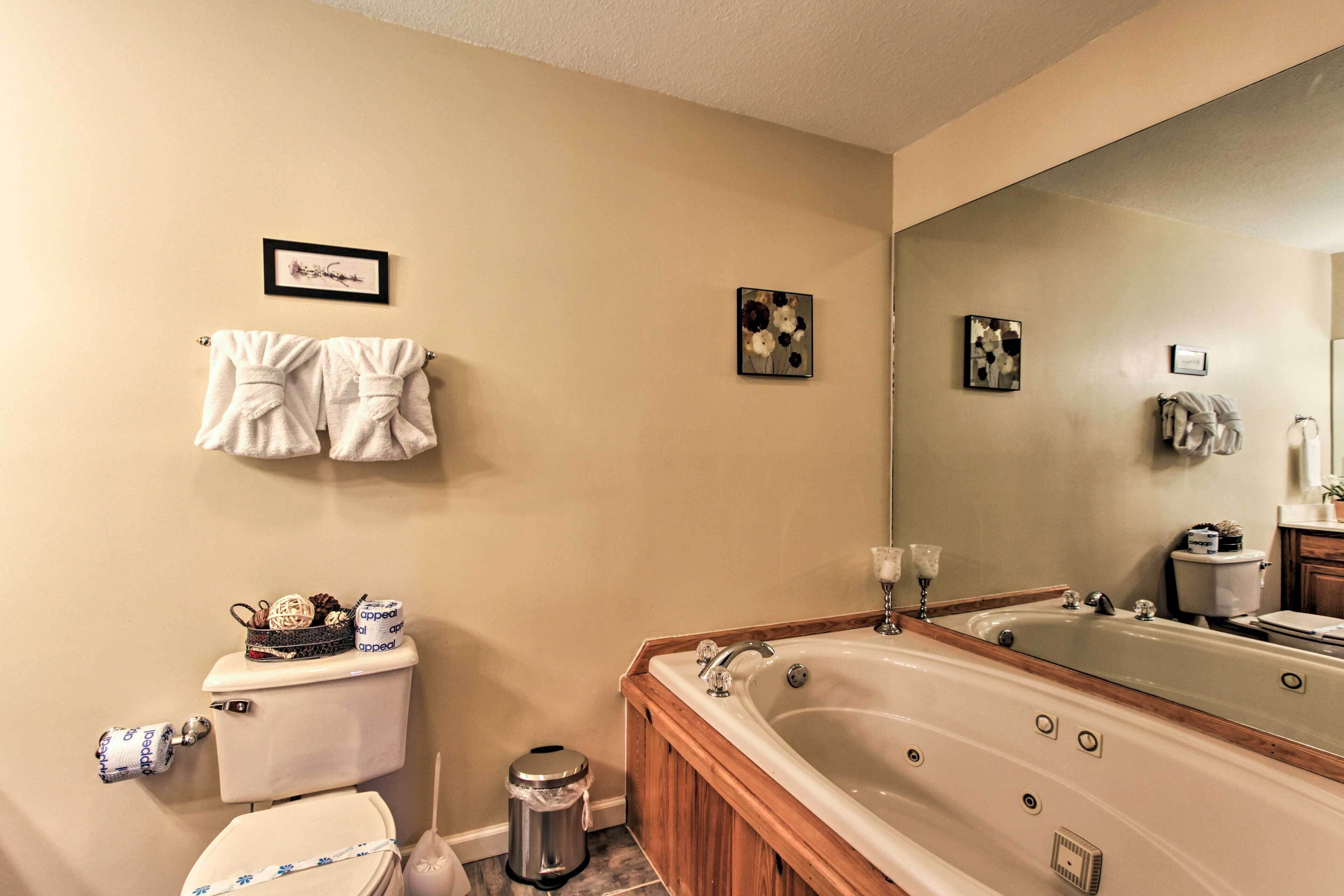 Chalet, useita sänkyjä, poreamme, vuoristonäköala | Kylpyhuone | Pyyhkeet