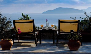 Outdoor dining - Modern hilltop villa with pool near Agios Nikolaos (Vathi)