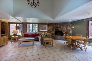 تلفزيون، مدفأة