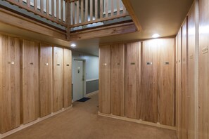 Interior - Keystone Condo w/Private Deck Offering Mountain Views; Hike/Bike Trail Nearby (Keystone)