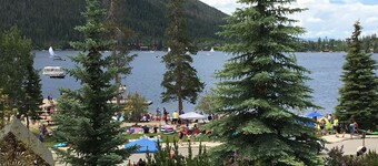 Lakefront rental in Downtown Grand Lake