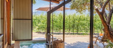 Cottage (Farm Lady Red) | Teras/patio