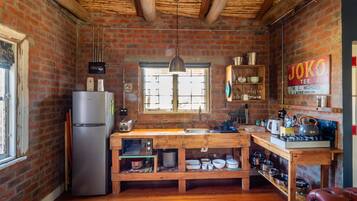 Farm Cottage - Southern Belle | Private kitchenette | Fridge, microwave, stovetop, toaster