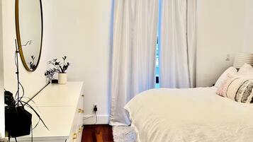 1 chambre, fer et planche Ă repasser, Wi-Fi, draps fournis