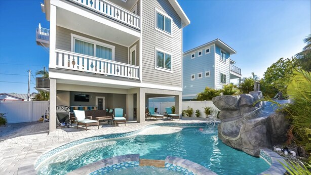 Pool - As Far as the Eye Can Sea (Bradenton Beach)