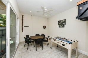 Dining - Atlantis Beach House (Bradenton Beach)