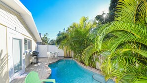 Unclassified image, 4 of 25, button - Coconut Cottage #2 (Holmes Beach)