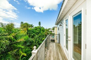 House, Multiple Beds, Private Pool | Balcony