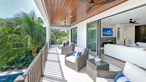 Balcony - Sail Away (Anna Maria)