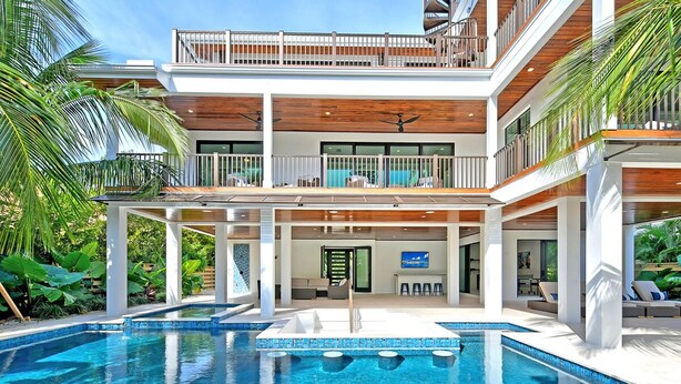Outdoor pool - Sail Away (Anna Maria)