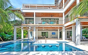 Piscina externa
