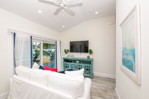 Room, Multiple Beds, Private Pool - Villa #1 Sailfish (Holmes Beach)