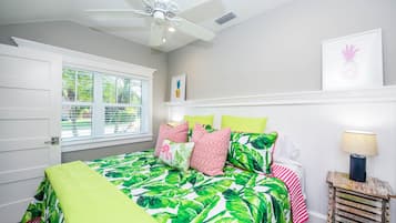 Room, 1 King Bed with Sofa bed, Private Pool, Pool View