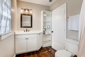 Hair dryer, towels - You will Love this Charming Townhouse in West Palm Beach, West Palm Beach Villa 1862 (West Palm Beach)