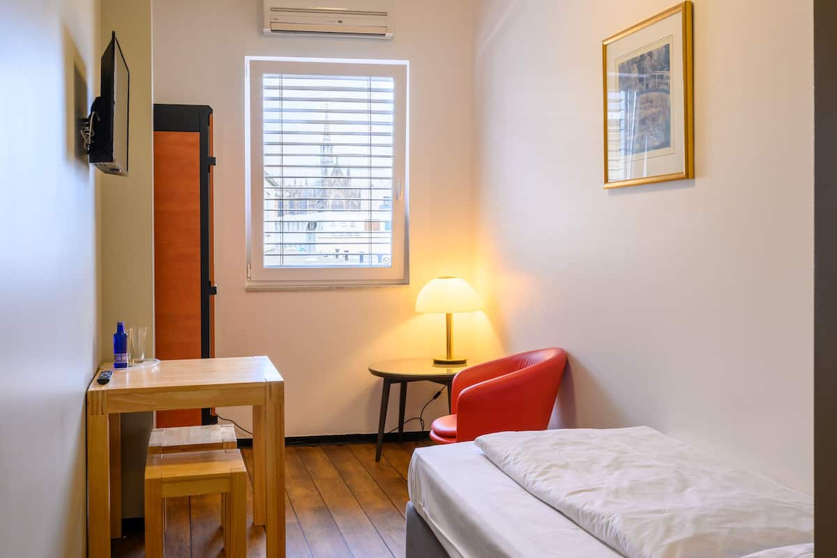 Chambre simple | Bureau, accès au Wi-Fi (inclus)