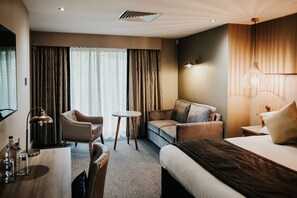 Deluxe Room | In-room safe, soundproofing, iron/ironing board, free WiFi