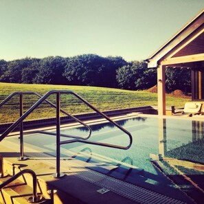 Indoor pool, outdoor pool