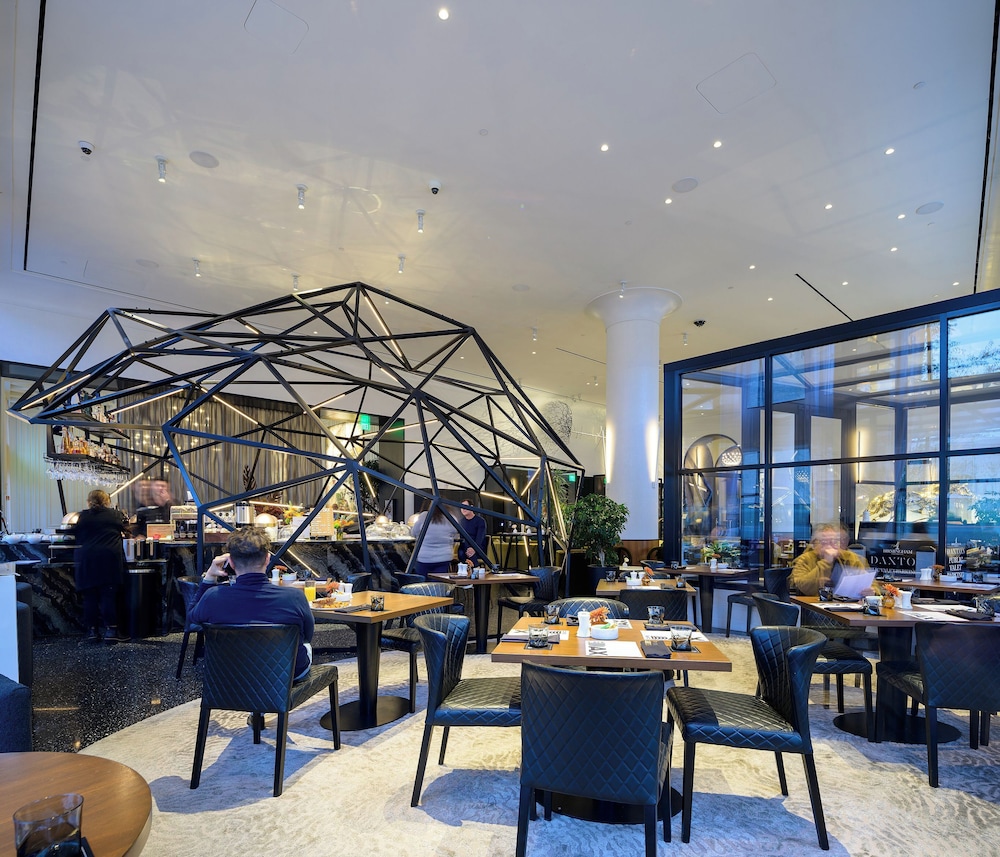 Daxton Hotel Birmingham, Curio Collection by Hilton by null