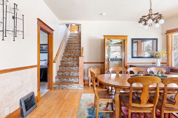 Dining - Stay in this beautiful 1905 Craftsman Bungalow. (Spearfish)