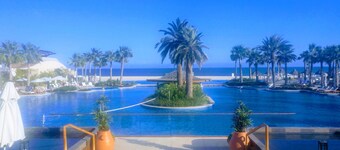 Holiday-Affordable 5 star luxury in Mexico