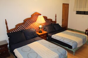 Standard Room, Private Bathroom (#4) | 1 bedroom, individually decorated, desk, laptop workspace - Home Sweet Home (Cuernavaca)