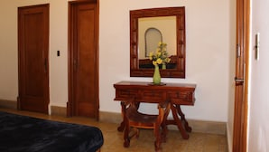 Unclassified image, 3 of 19, button - Home Sweet Home (Cuernavaca)