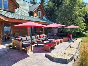 Terrace/patio - Luxury Lakefront Property w/ private beach (Zurich)