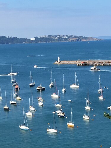 Two bedroom stone cottage near Dartmoor and Devon beaches