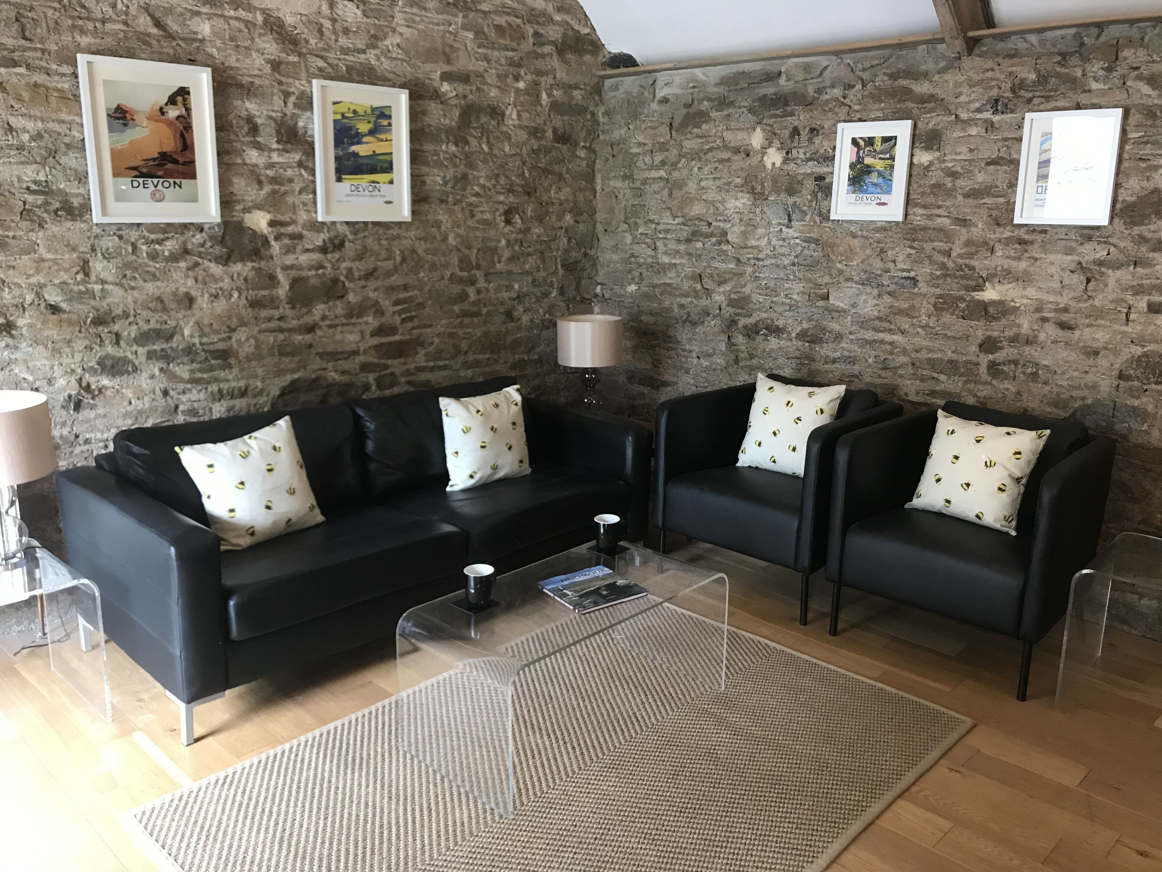 Two Bedroom Stone Cottage Near Dartmoor And Devon Beaches - Totnes