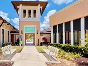 Exterior - Epic Disney Getaway! Gated Resort! Pool! Fun! (Kissimmee)