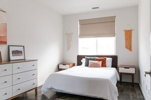 5 quartos, ferros/tábuas de passar roupa, Wi-Fi de cortesia