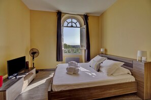 3 bedrooms, iron/ironing board, free WiFi, bed sheets - LE RICHELIEU - Magnifique duplex avec une vue Incroyable (Bordeaux)