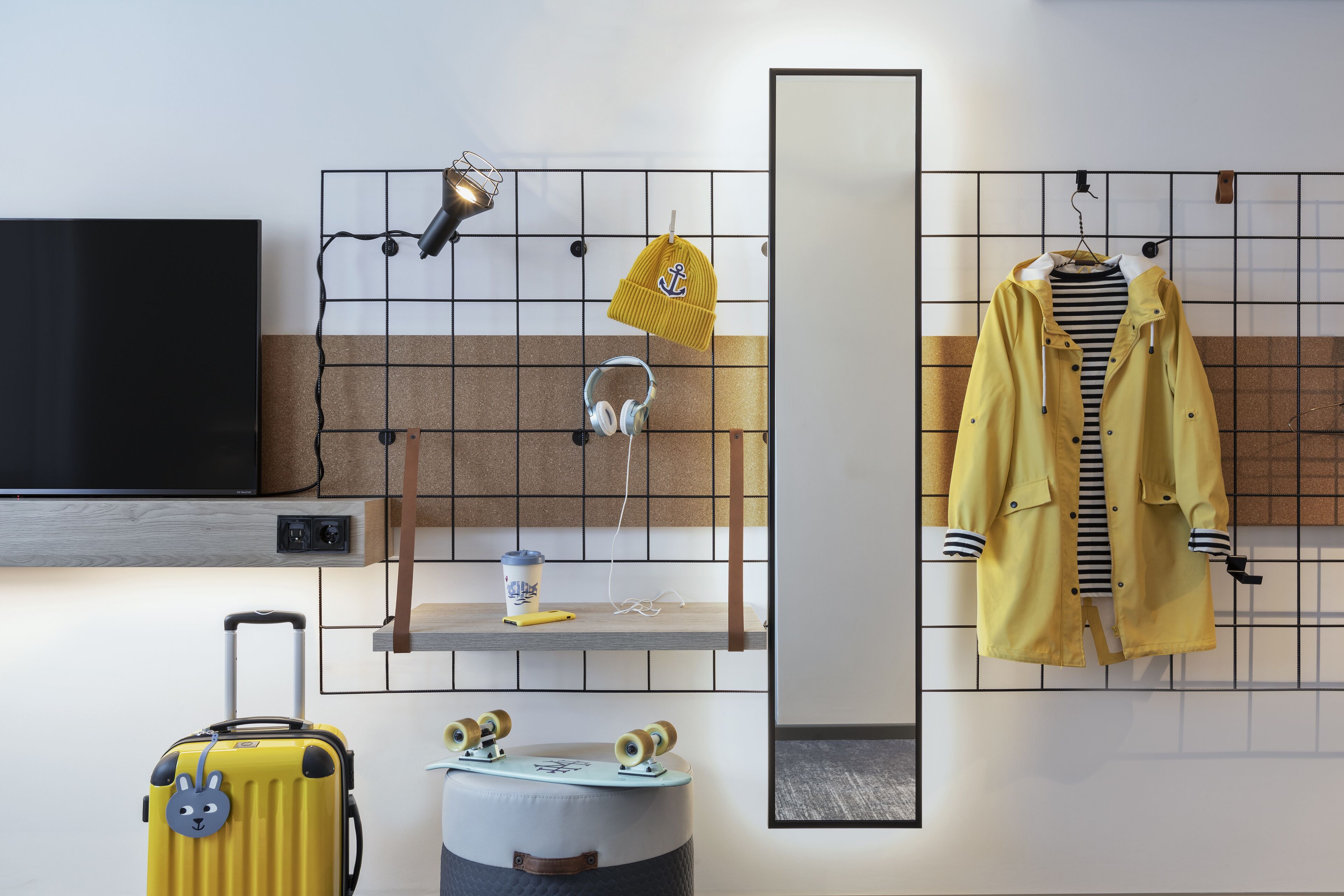 room, 1 queen bed | blackout curtains, soundproofing, free cots/infant beds, free wifi