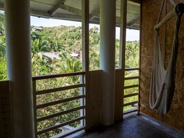 Habitación triple estándar | Balcón