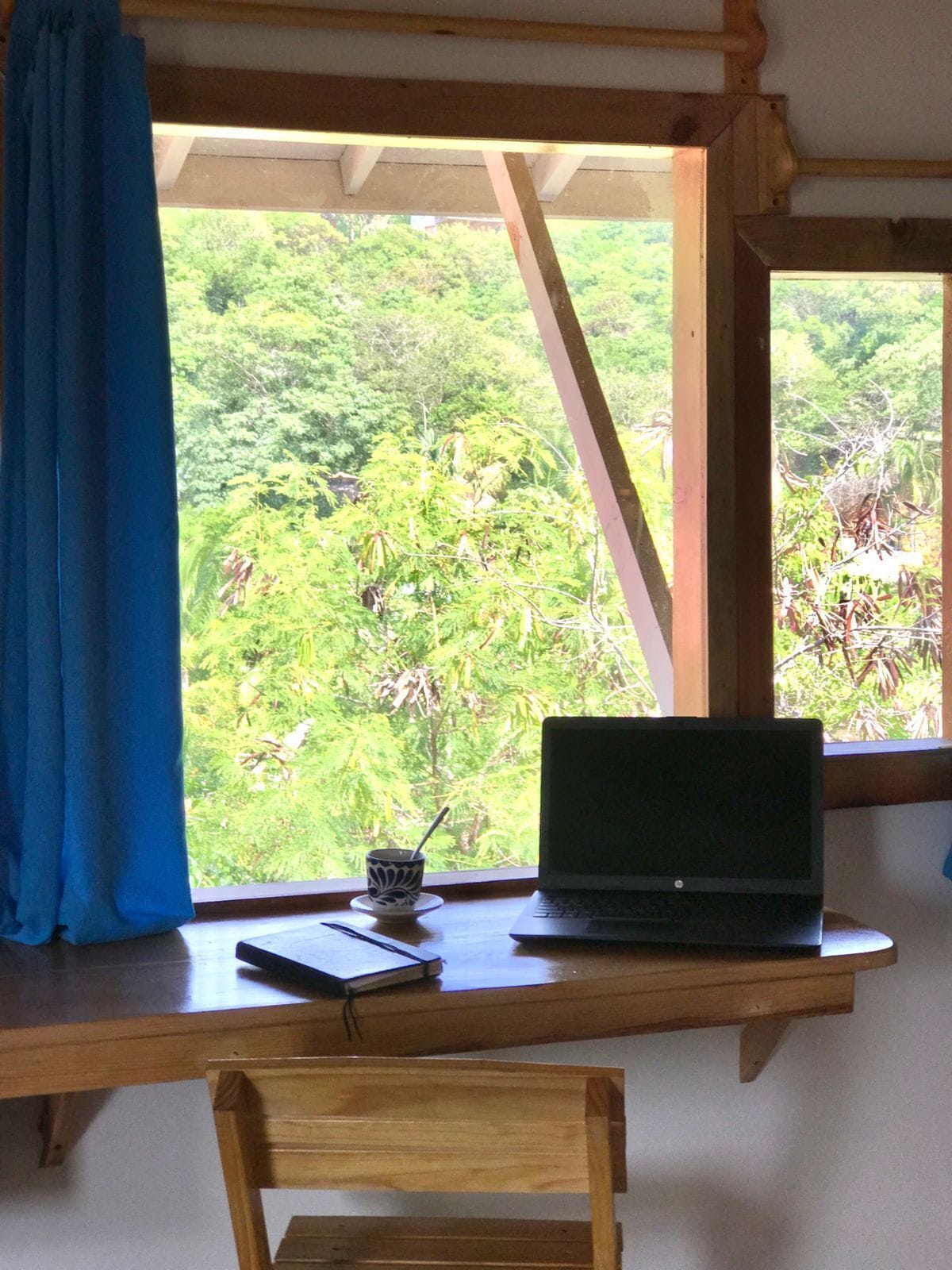 Comfort Room | In-room safe, laptop workspace, free WiFi, bed sheets