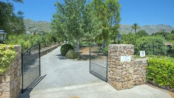 Enceinte de lâhĂ©bergement