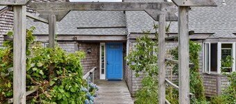 Spacious Home on the Loop in Chatham