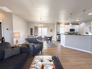 Smart-tv, böcker och datorskärmar