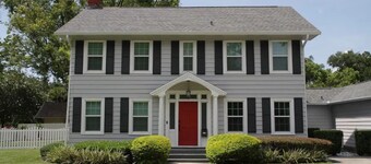 8th Green Cottage "A relaxing Oasis in the city" Guesthouse