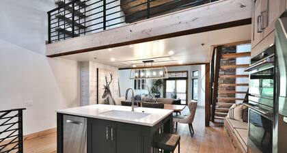 Ridgepointe Ski Out Deer Valley Condo - Private Hot Tub