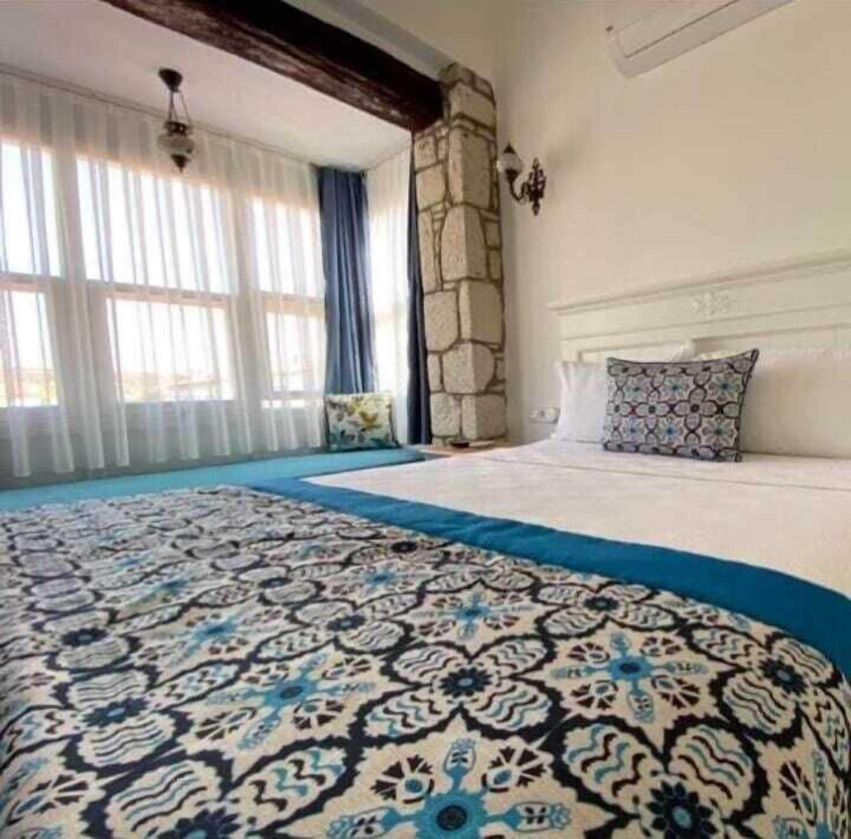 8 Numarali Deluxe Oda | Premium bedding, minibar, desk, free WiFi