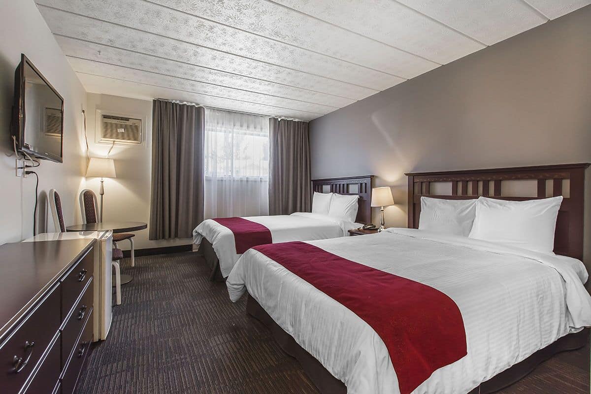 Economy kamer, 2 queensize bedden (Half Basement) | 1 slaapkamer, verduisterende gordijnen, gratis wifi, beddengoed
