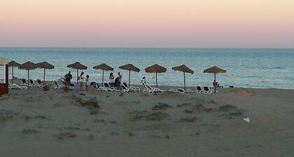 "Apartamento Amanecer "Vista al Campo, Golf, Piscinas, Playas - Cerca del Algarve