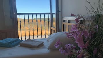 2 bedrooms, free WiFi, bed sheets, wheelchair access