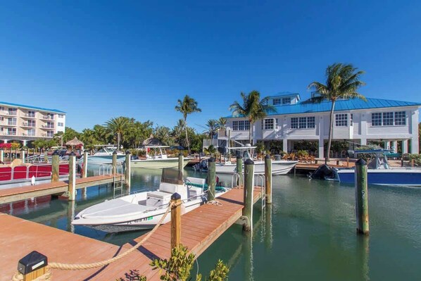 Marina - Airy Top Floor Blue Heron Suite; Ocean Pointe 3407 (Tavernier)