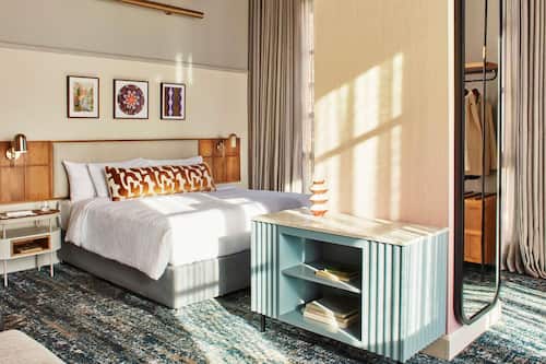 All Access King | Pillow-top beds, minibar, in-room safe, desk
