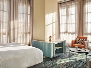 Quarto, 1 cama King (All Access) | Camas com colchões pillow-top, frigobar, cofres nos quartos